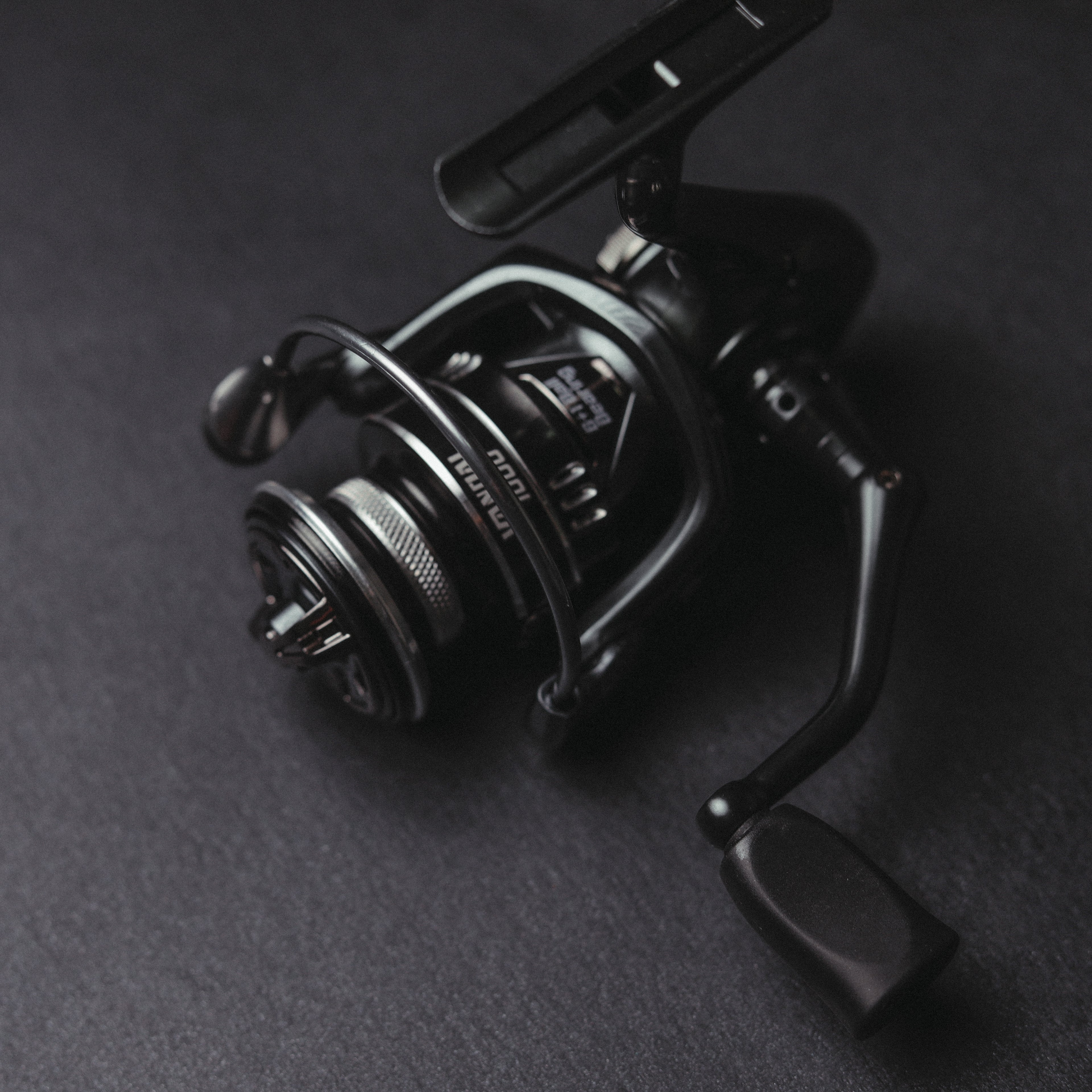 VANDAL SPINNING REEL