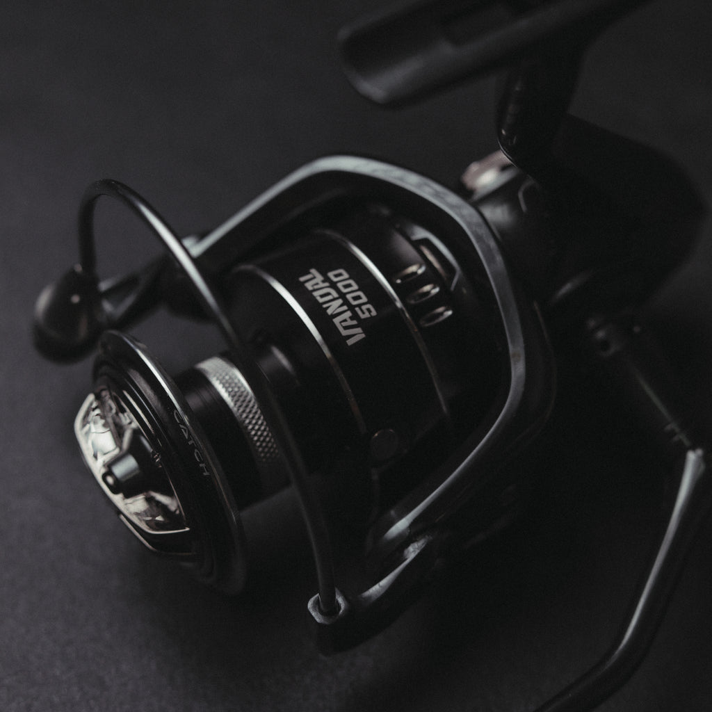 VANDAL SPINNING REEL