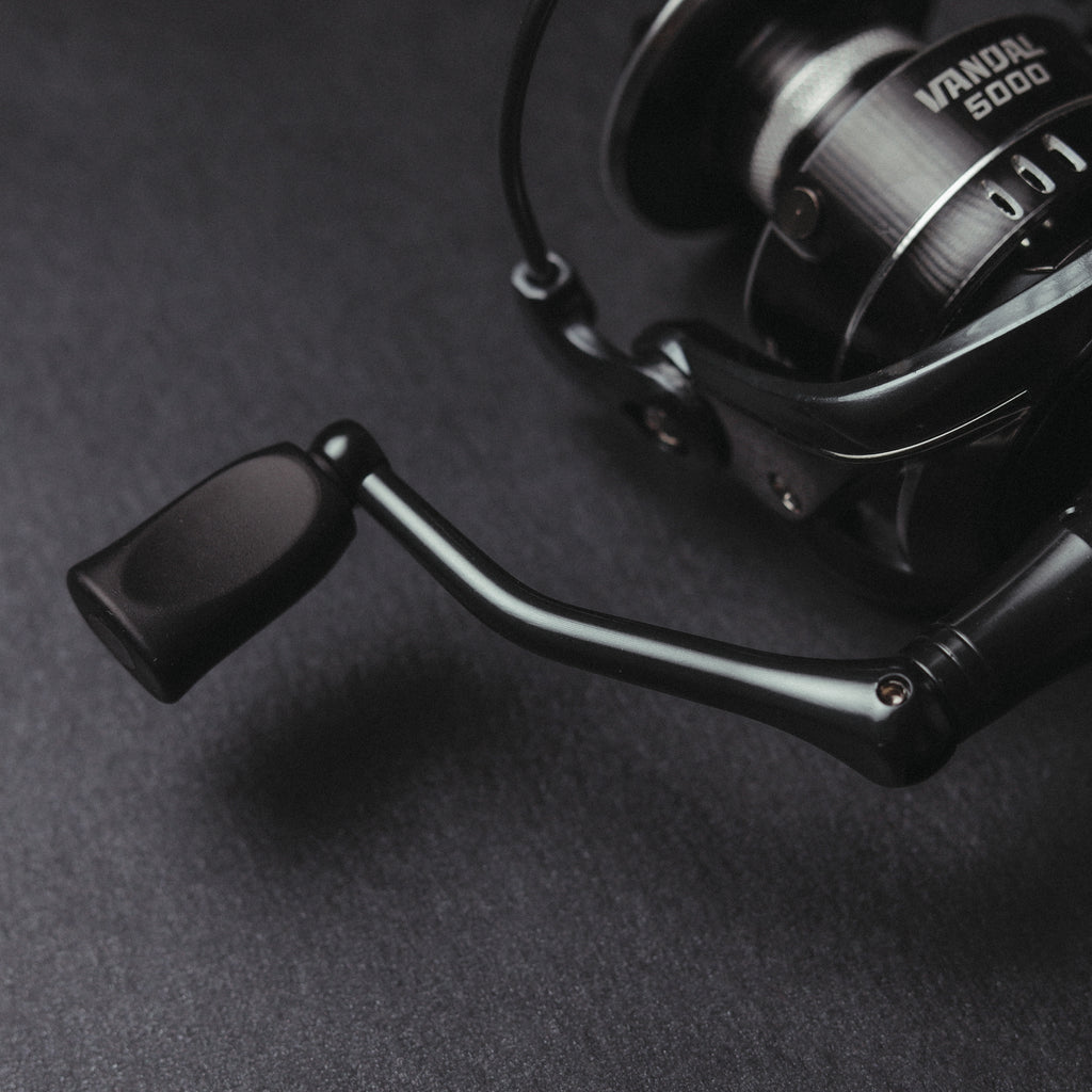 VANDAL SPINNING REEL