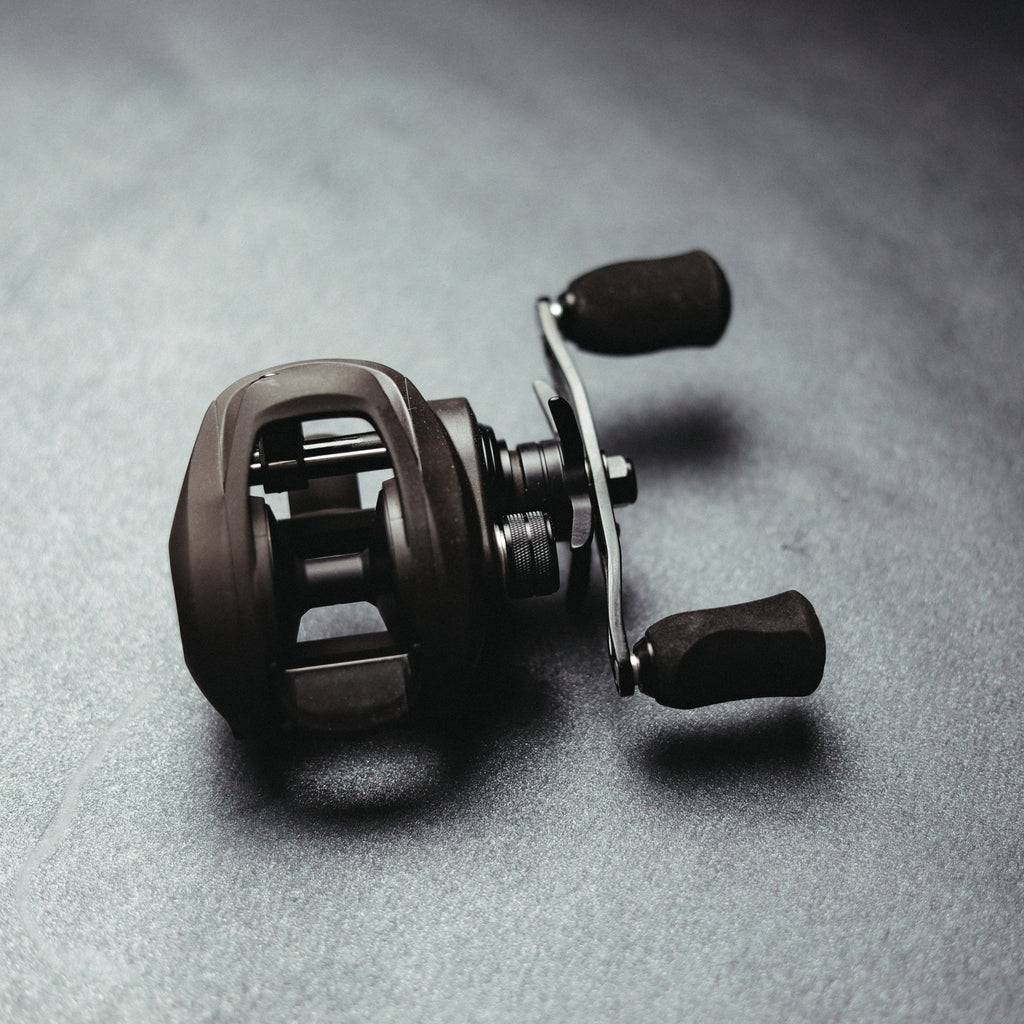 COMBAT 100/101 BAITCASTING REEL