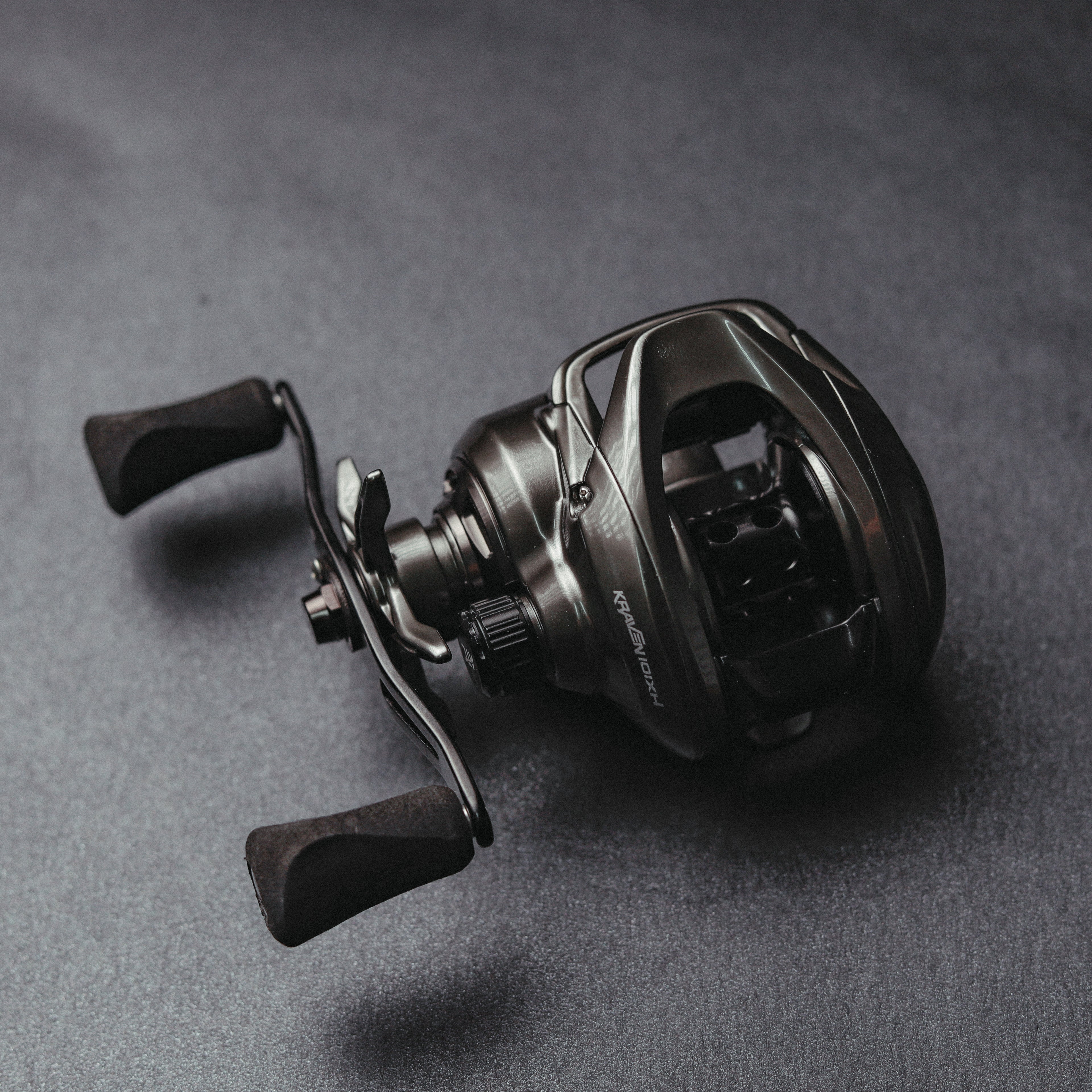 KRAVEN BAITCASTING REEL