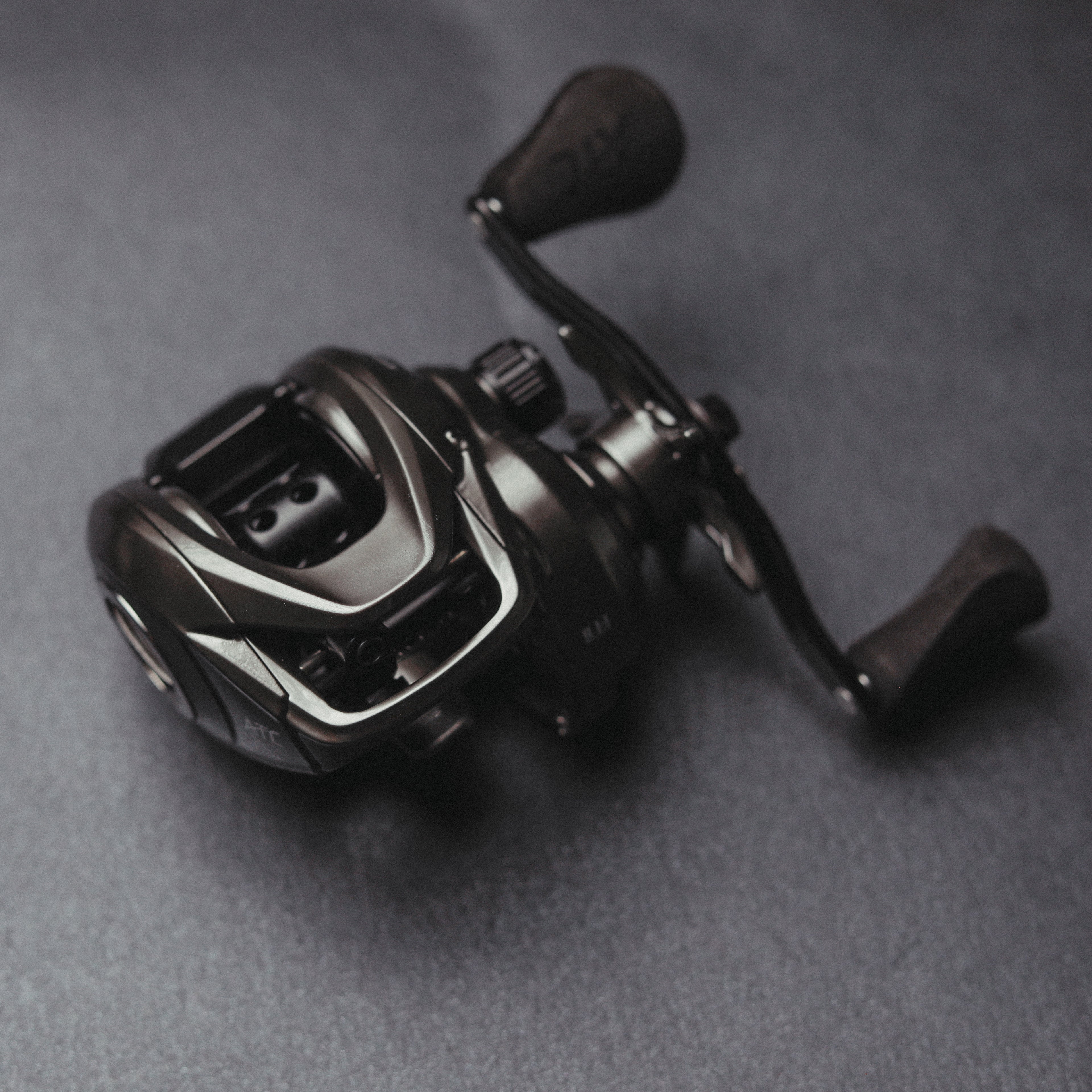 KRAVEN BAITCASTING REEL